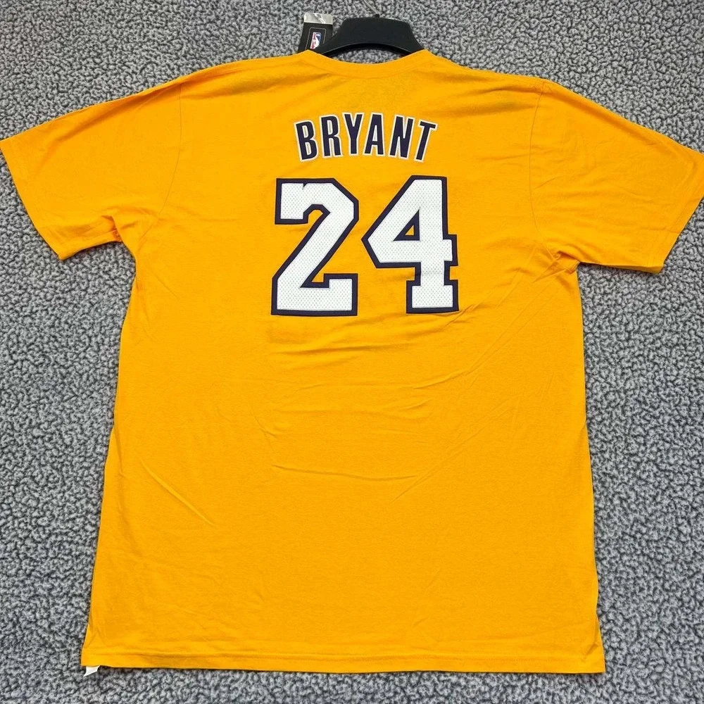 Vintage Los Angeles LA Lakers #24‎ Shirt Men XL Yellow Adidas Short Sleeve New